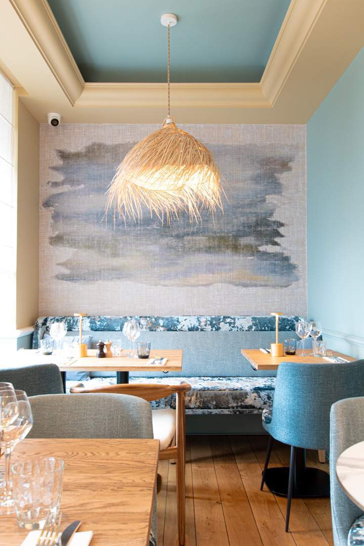 Embellissement et personnalisation de vos intérieurs avec la peinture décorative.